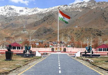 Amritsar to Leh: Nubra Valley & Pangong Journey