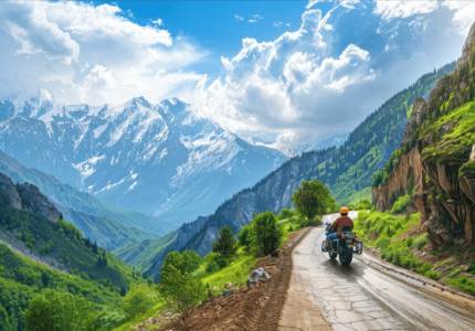 Dalhousie, Dharamshala & Manali Tour (Trio Escape)